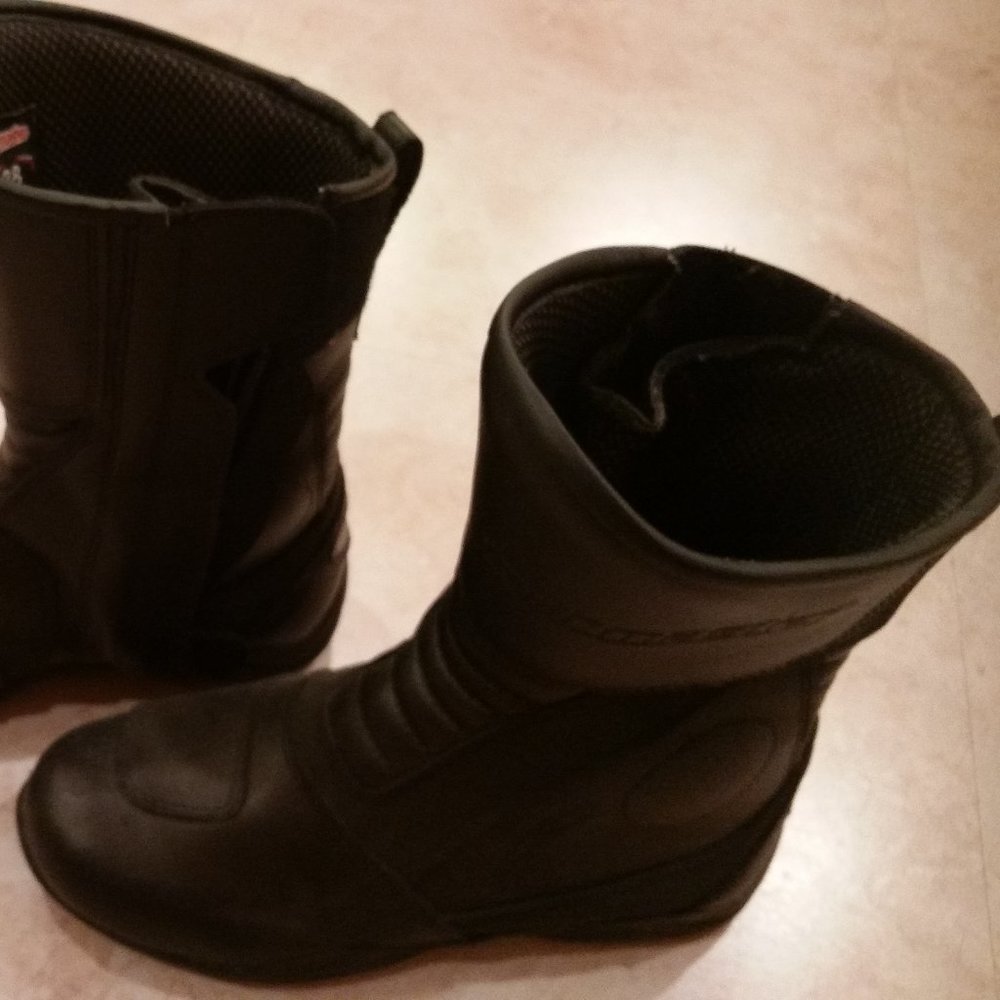 Motorcycle Boots Womens
